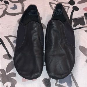 Black jazz shoes